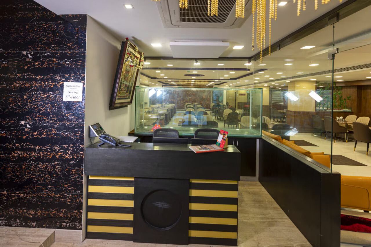 Food & Dining