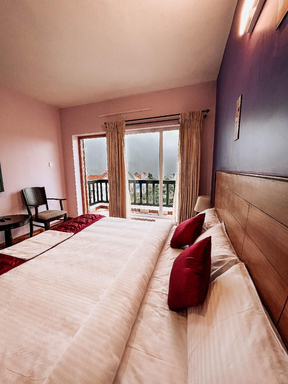 Premium King Room