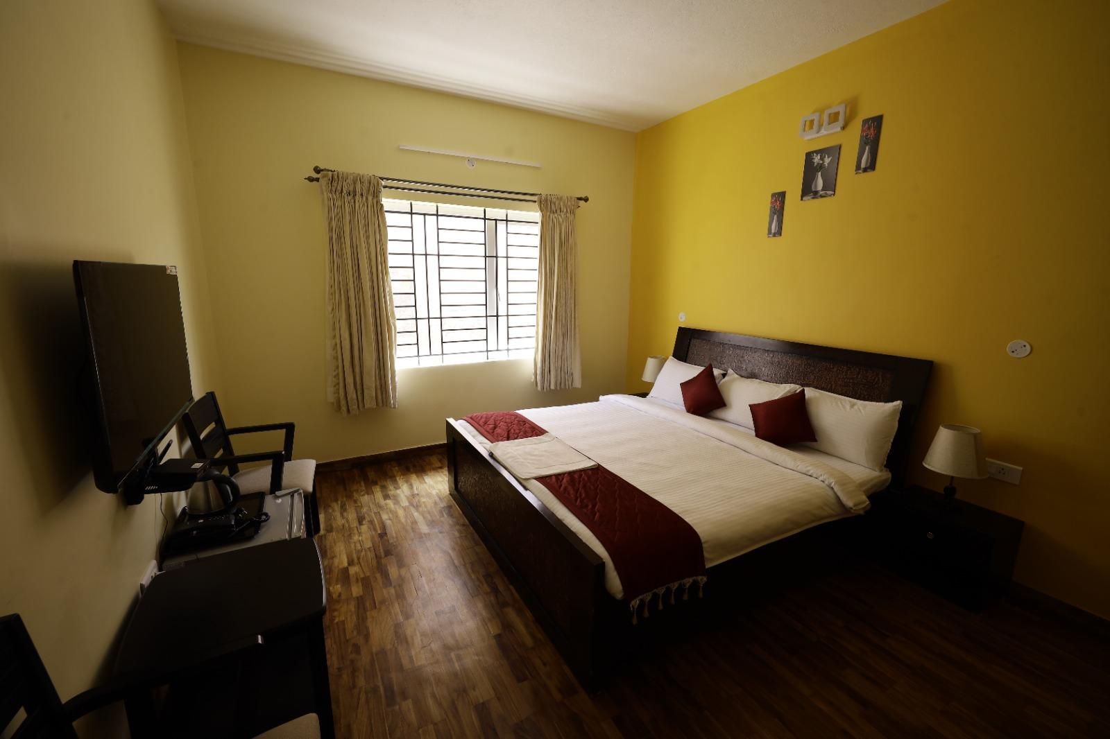 Standard King Room