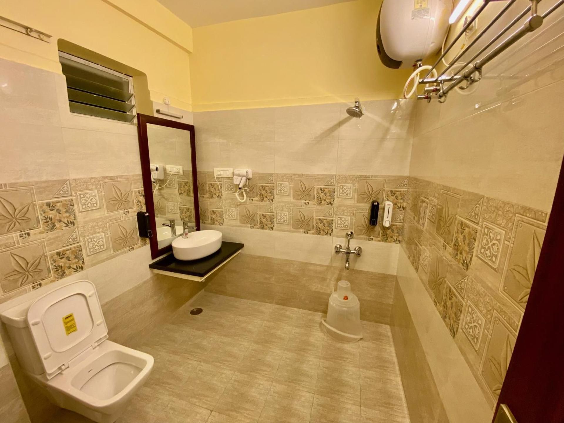 Aakash Rooms and Cottages Standard  7