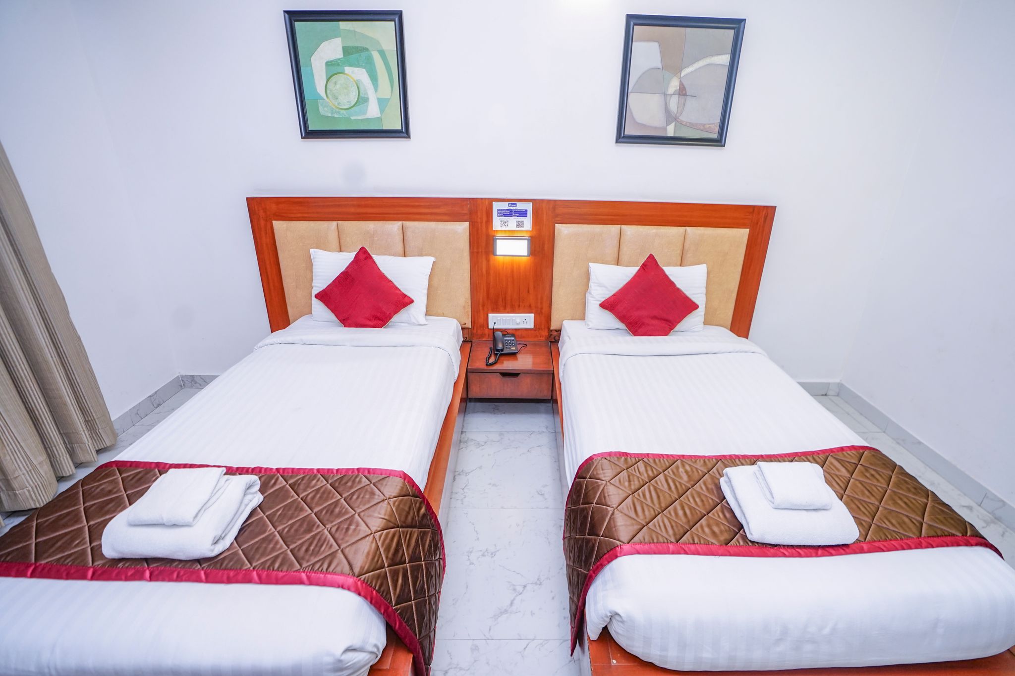 The Altruist Navi Mumbai Hotel Deluxe Twin Room 11