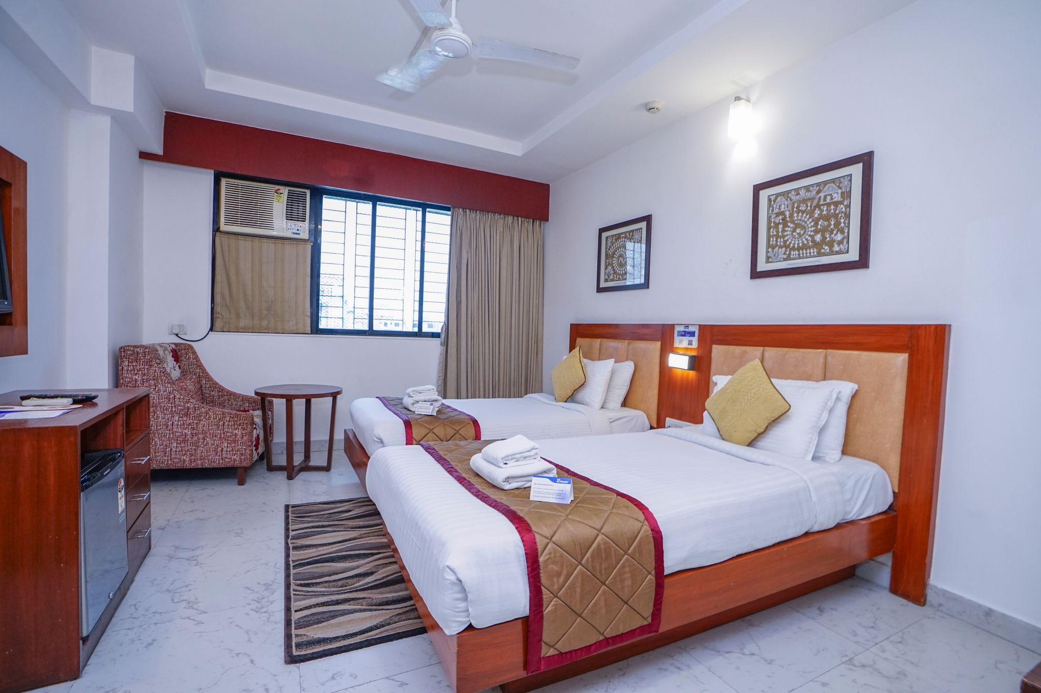 The Altruist Navi Mumbai Hotel Deluxe Twin Room