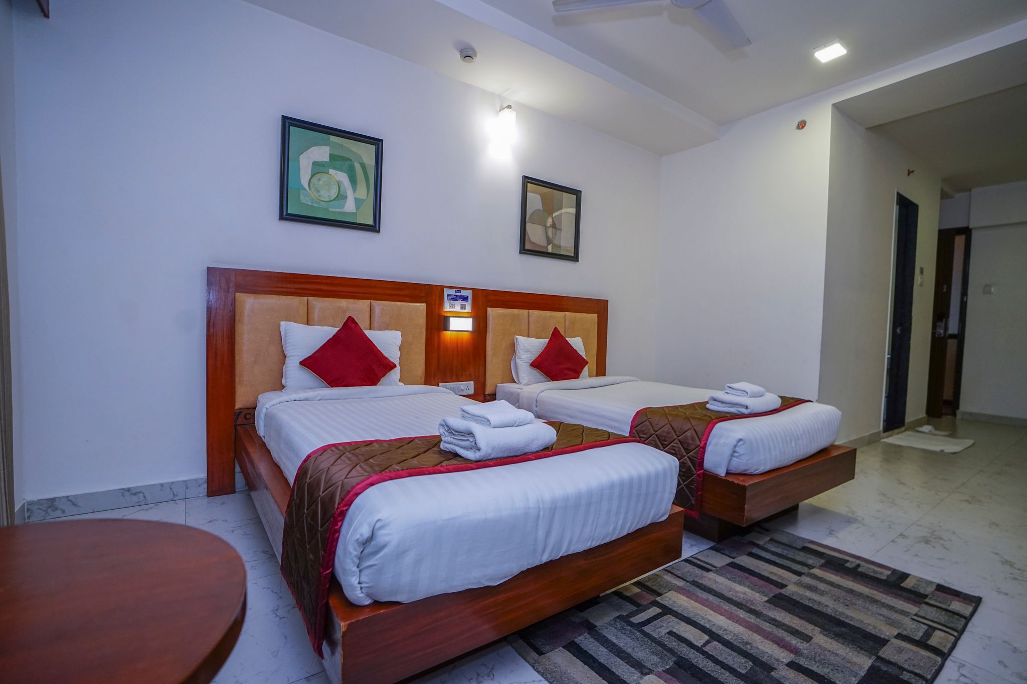 The Altruist Navi Mumbai Hotel Deluxe Twin Room 2