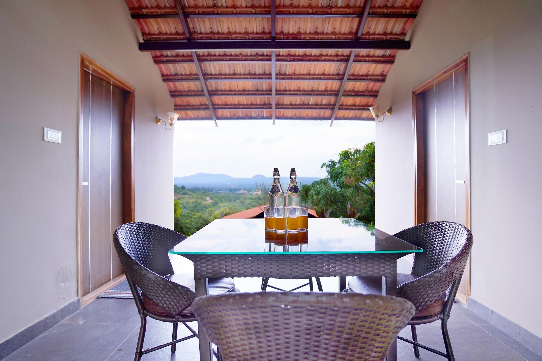 The Helliconia with Jacuzzi