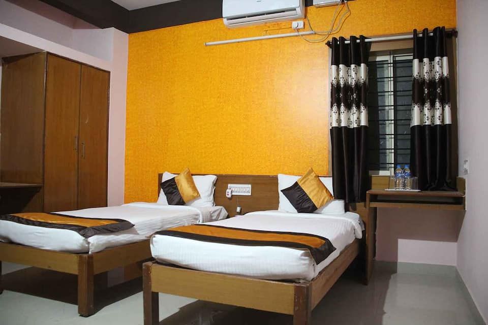 undefined Hop Inn Transit Hotel 10