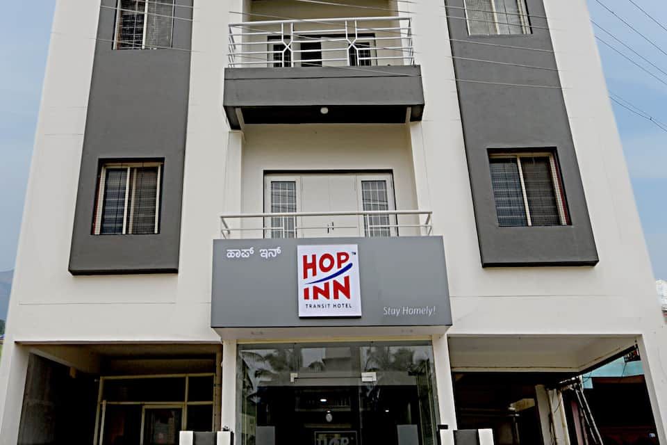 undefined Hop Inn Transit Hotel 8