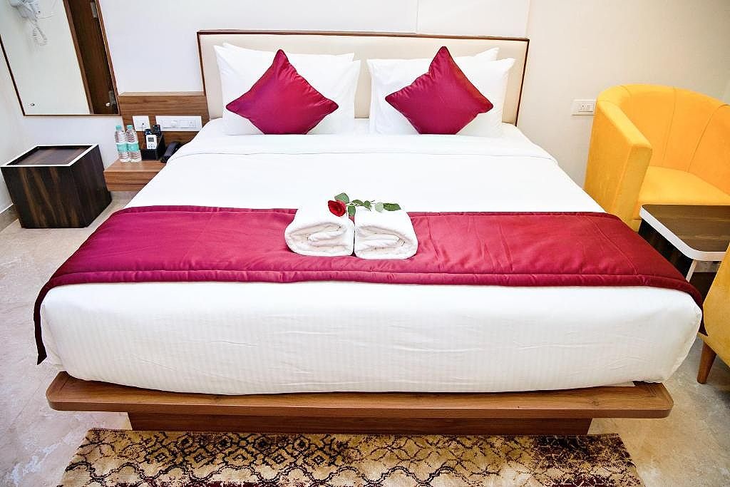 Villa Grand Hotel Deluxe Double or Twin Room 13