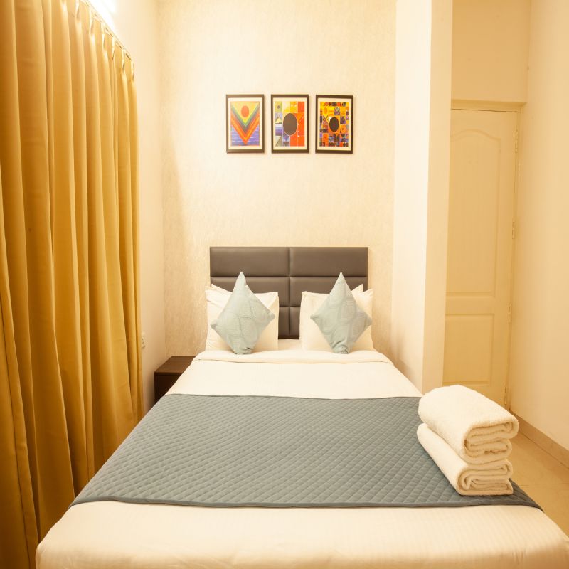 undefined Iris Comforts 10