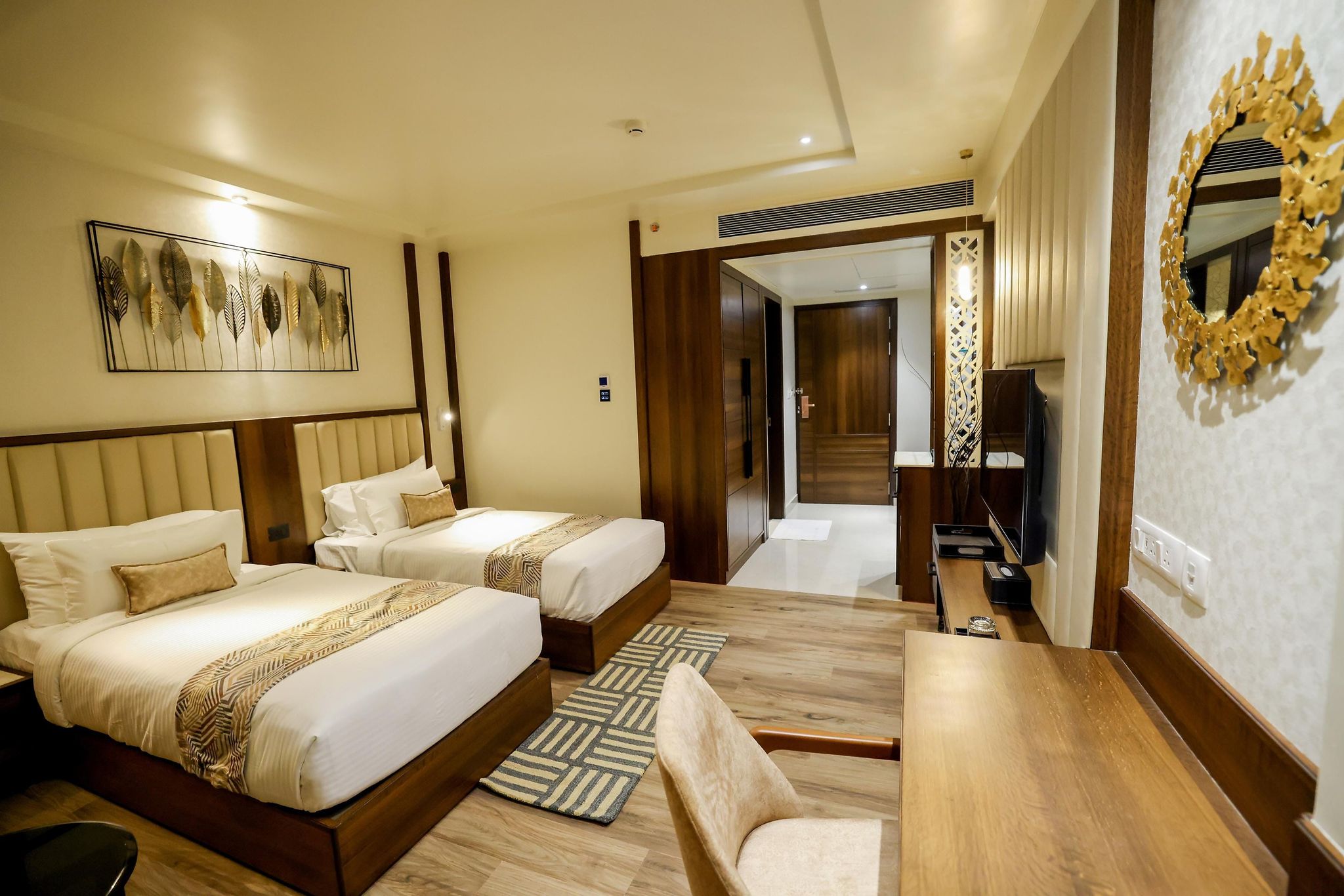 AJ Grand Hotel Deluxe Double or Twin Room 3