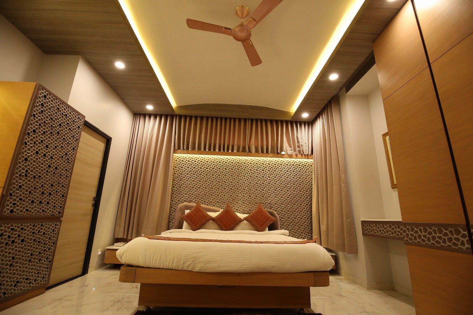 Water Chalet - Two Bedroom Villa with Plunge Pool