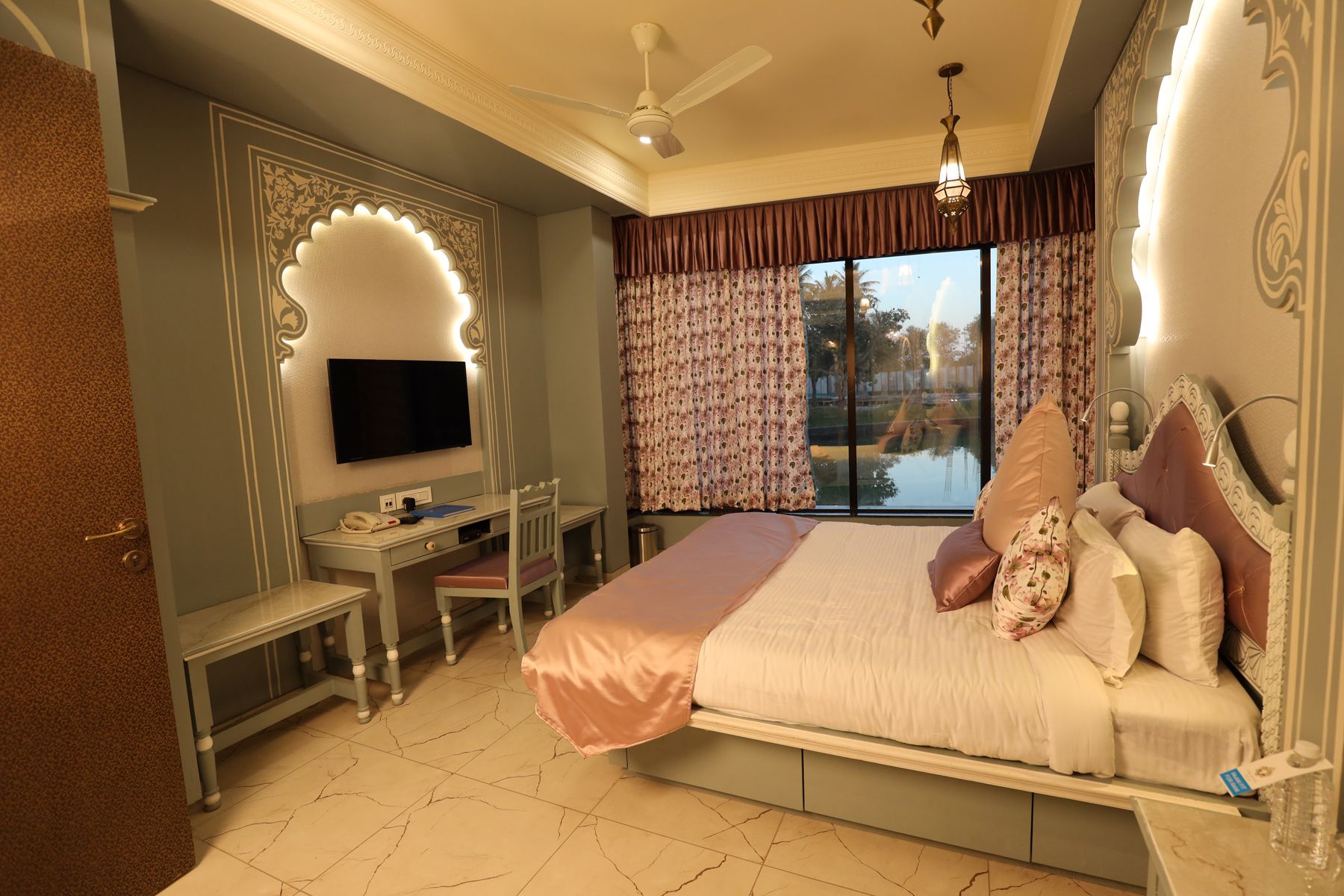 Water Chalet - One Bedroom Villa