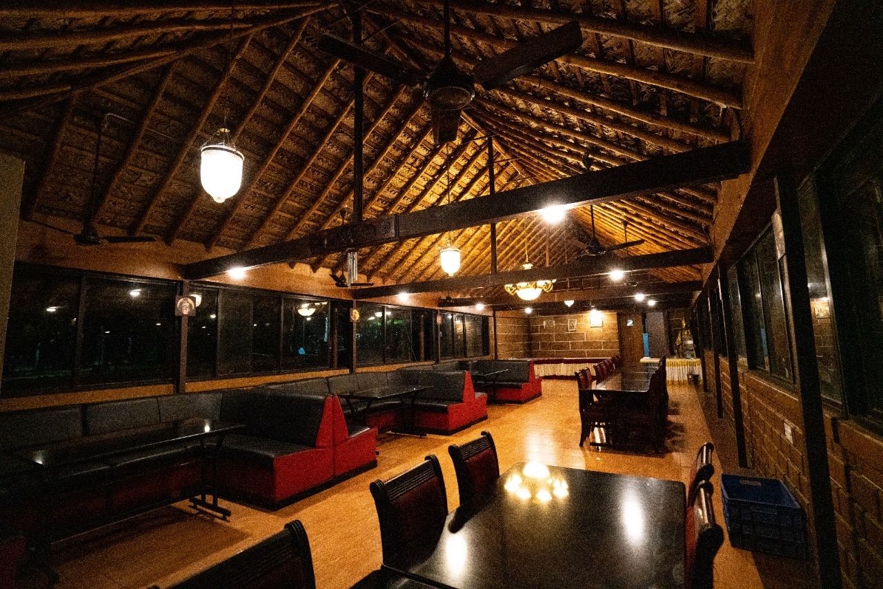 Food & Dining