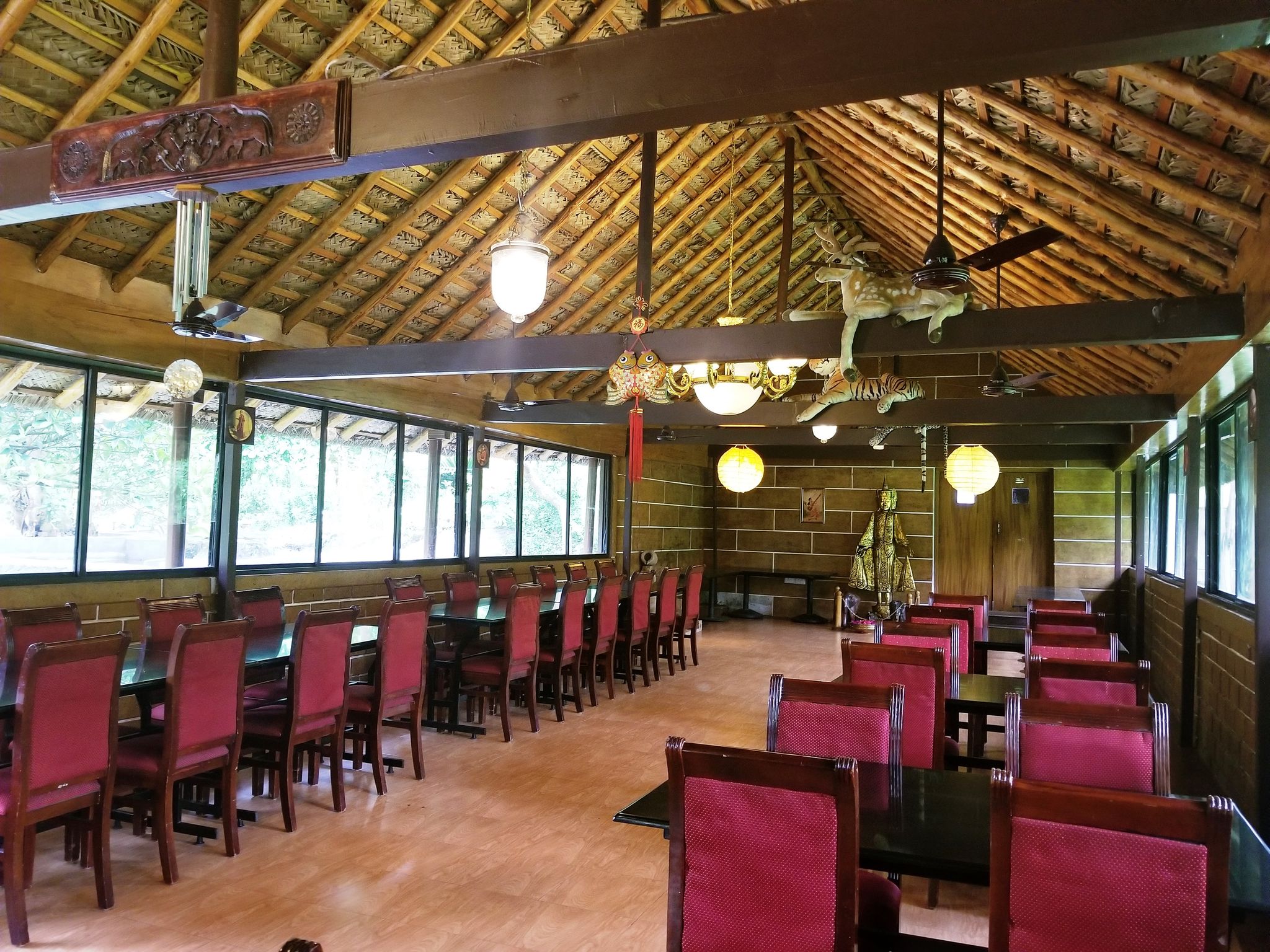 Food & Dining