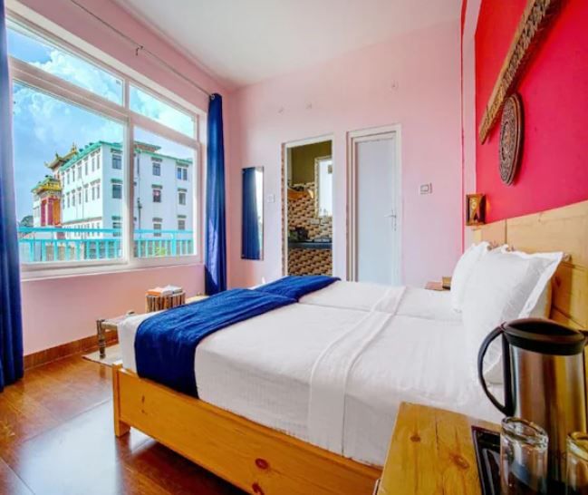 Deluxe Room with Kitchen - Monastery and Mountain View