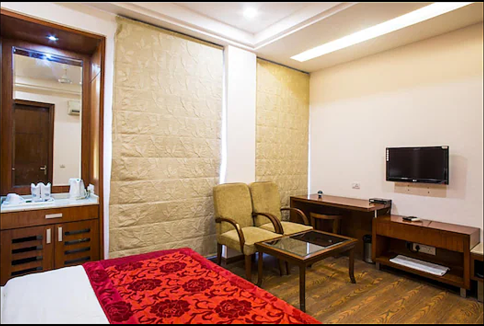 Hotel Royal Star Dwarka Deluxe Room 30