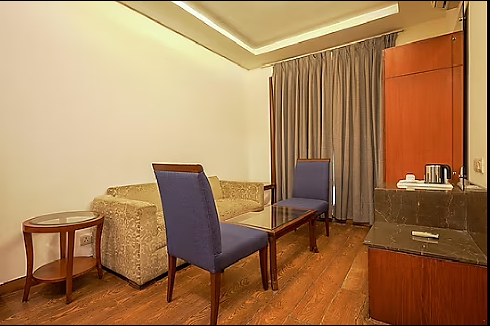 Hotel Royal Star Dwarka Deluxe Room 25
