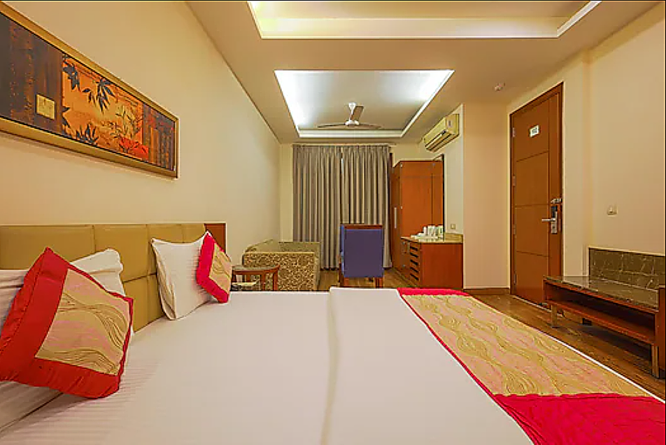 Hotel Royal Star Dwarka Deluxe Room 21
