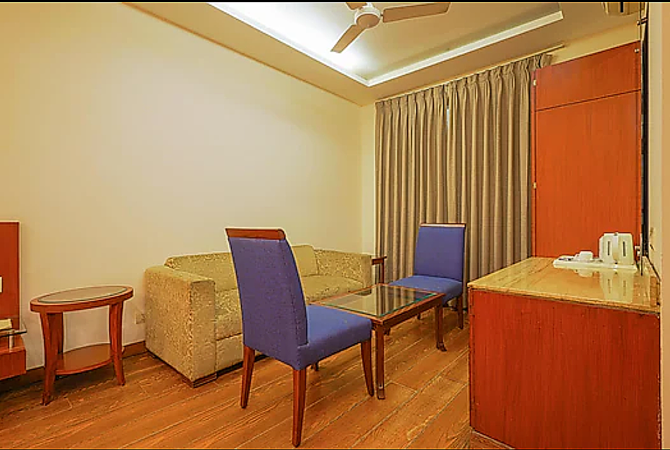 Hotel Royal Star Dwarka Deluxe Room 27