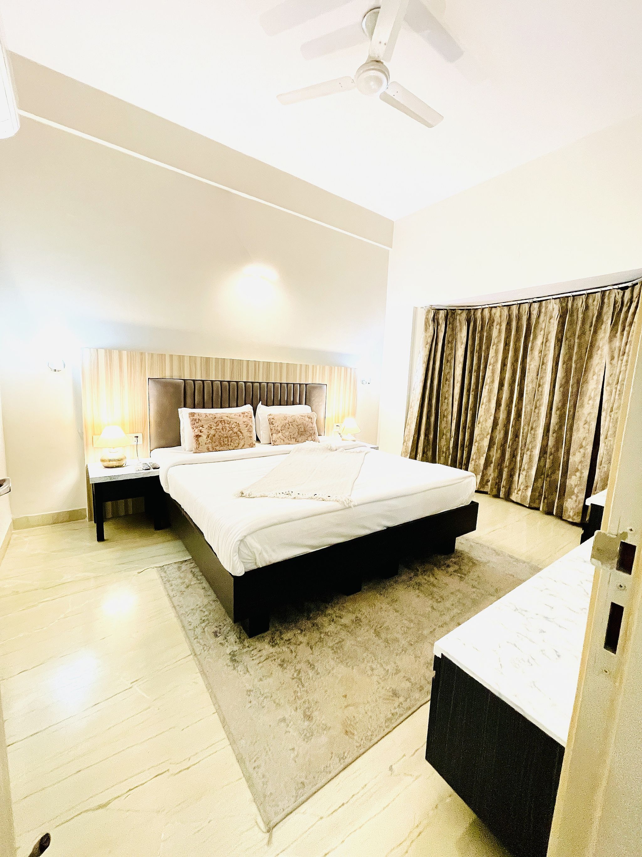 undefined 1BHK Premium Apartment with Balcony @BedChambers 7
