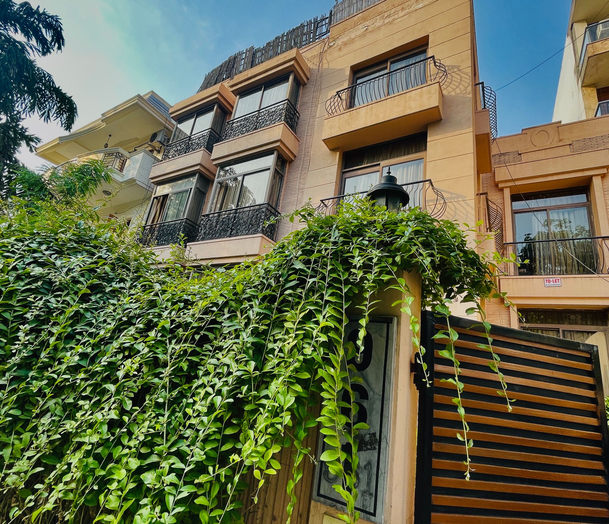 undefined 1BHK Premium Apartment with Balcony @BedChambers