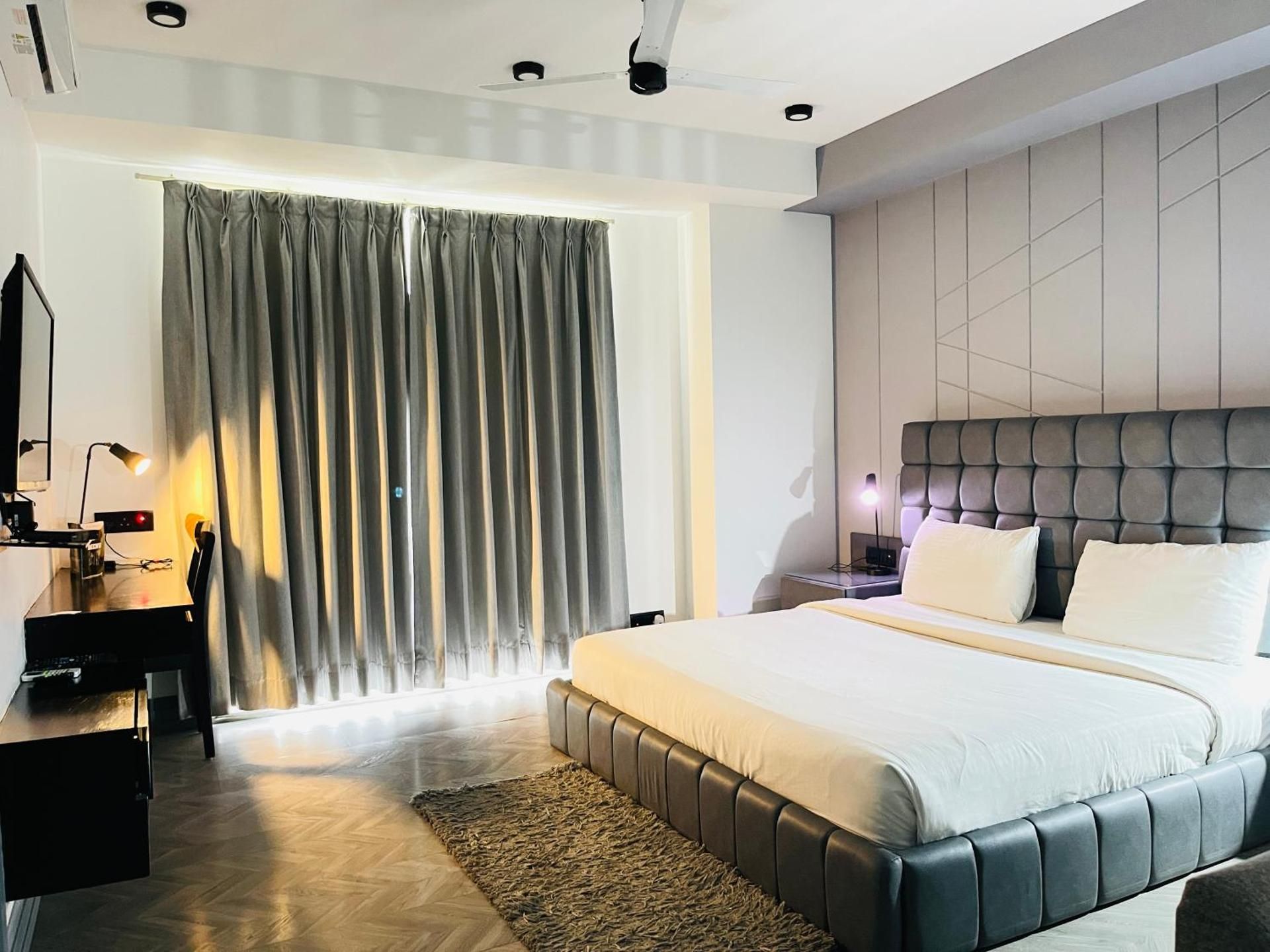 undefined Bedchambers Serviced Apartment on MG Road 6