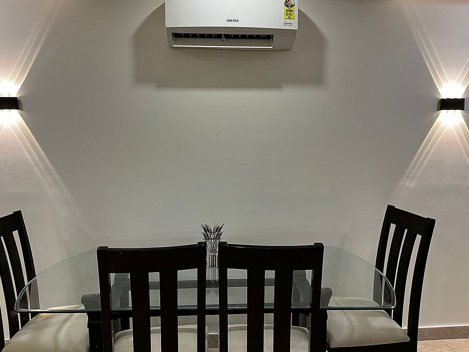 Food & Dining