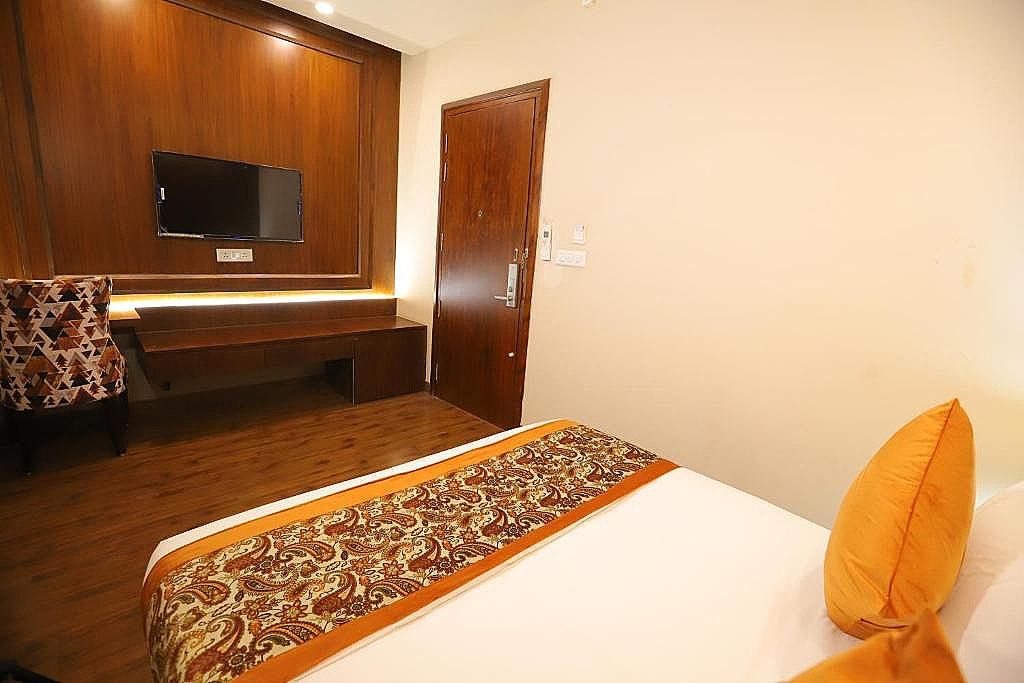 IP Royal- A Luxury Hotel Laxmi Nagar Deluxe Room 14