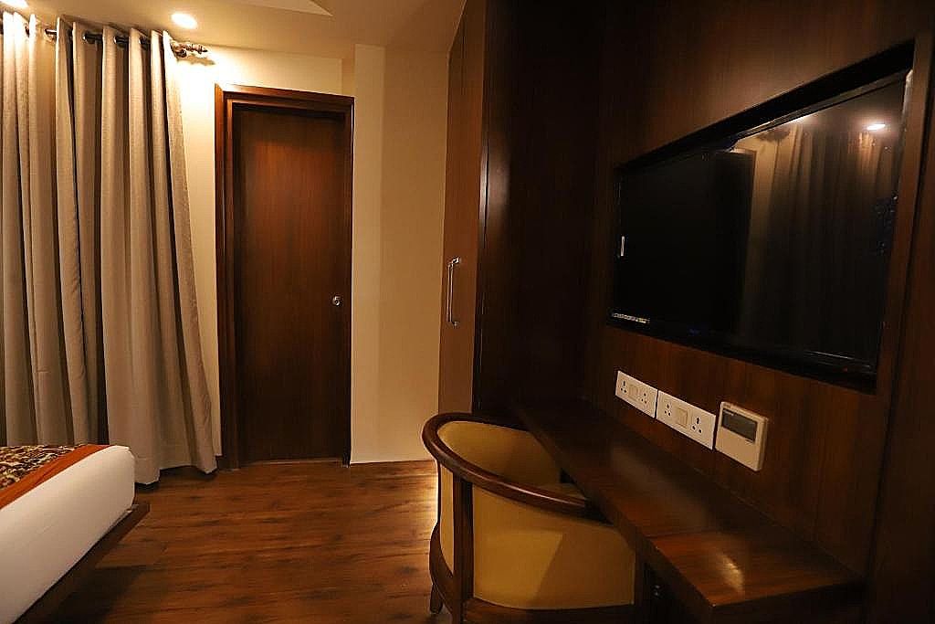 IP Royal- A Luxury Hotel Laxmi Nagar Deluxe Room 117