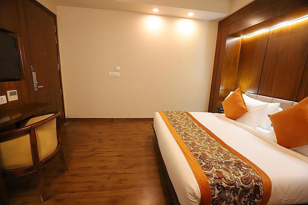 IP Royal- A Luxury Hotel Laxmi Nagar Deluxe Room 19