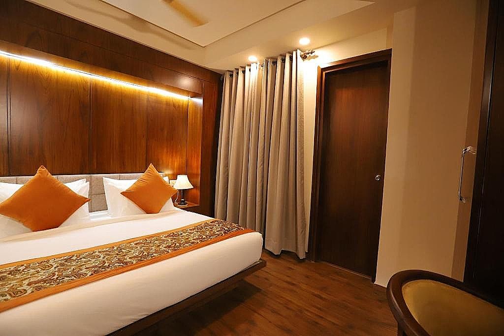 IP Royal- A Luxury Hotel Laxmi Nagar Deluxe Room 23