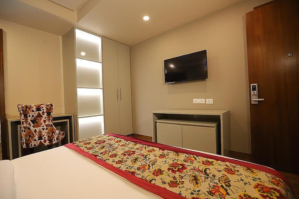 IP Royal- A Luxury Hotel Laxmi Nagar Deluxe Room 124