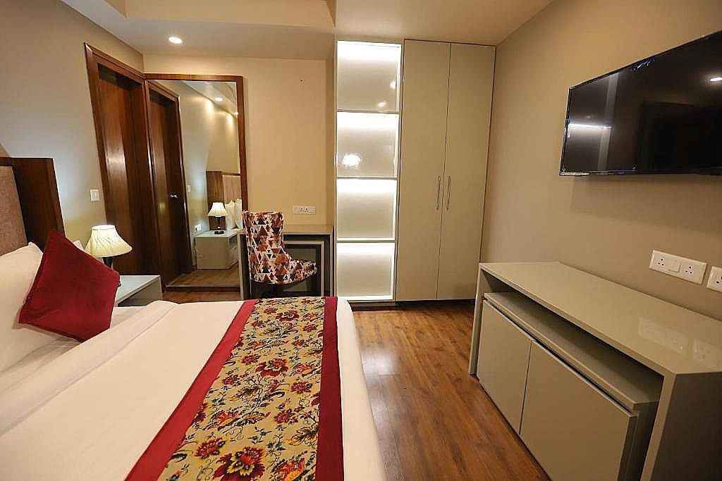 IP Royal- A Luxury Hotel Laxmi Nagar Deluxe Room 125