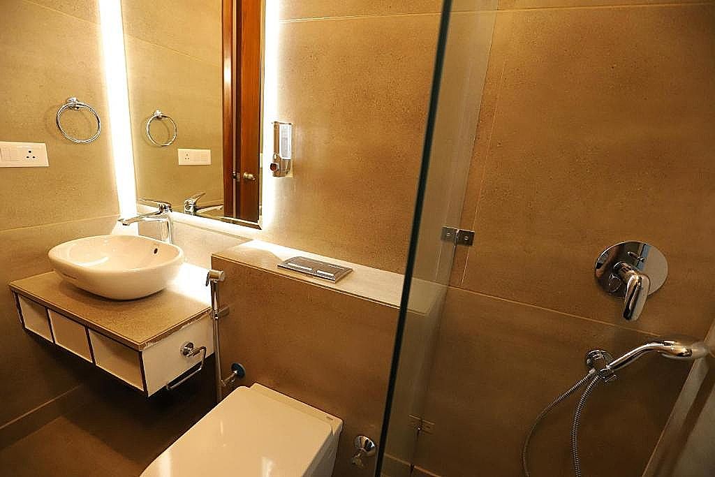 IP Royal- A Luxury Hotel Laxmi Nagar Deluxe Room 104