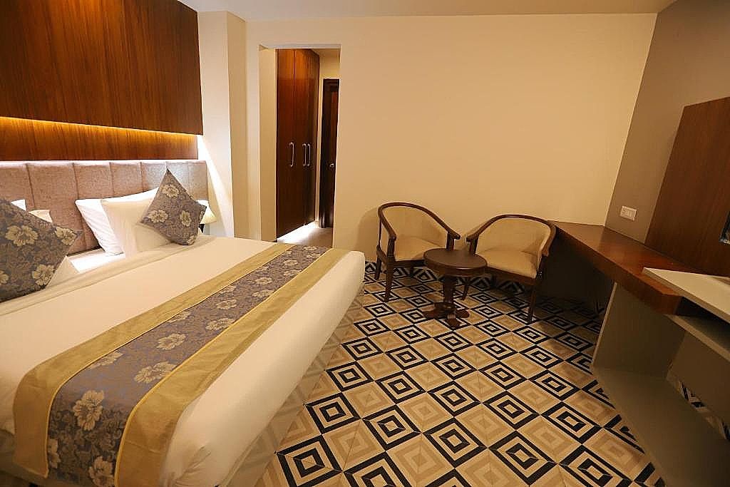 IP Royal- A Luxury Hotel Laxmi Nagar Deluxe Room 41