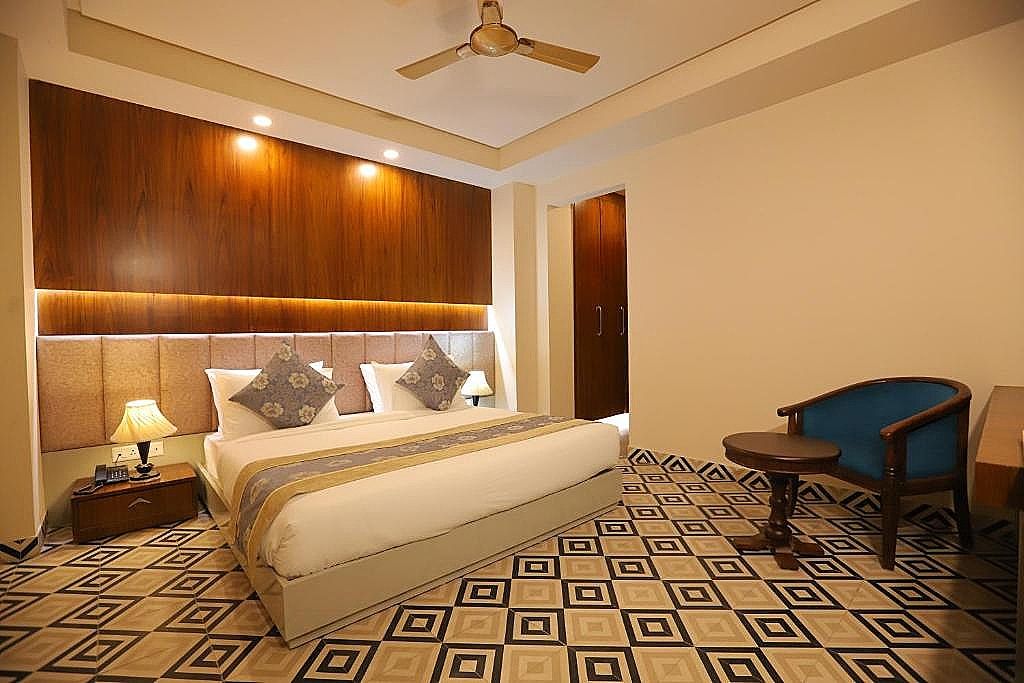IP Royal- A Luxury Hotel Laxmi Nagar Deluxe Room 43