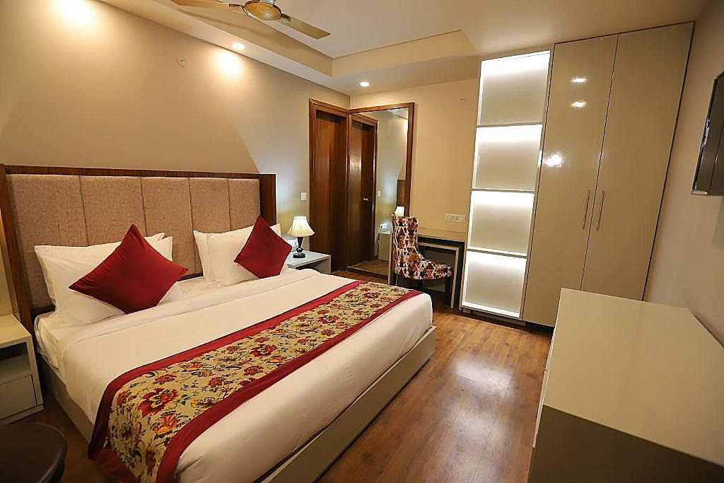 IP Royal- A Luxury Hotel Laxmi Nagar Deluxe Room 51