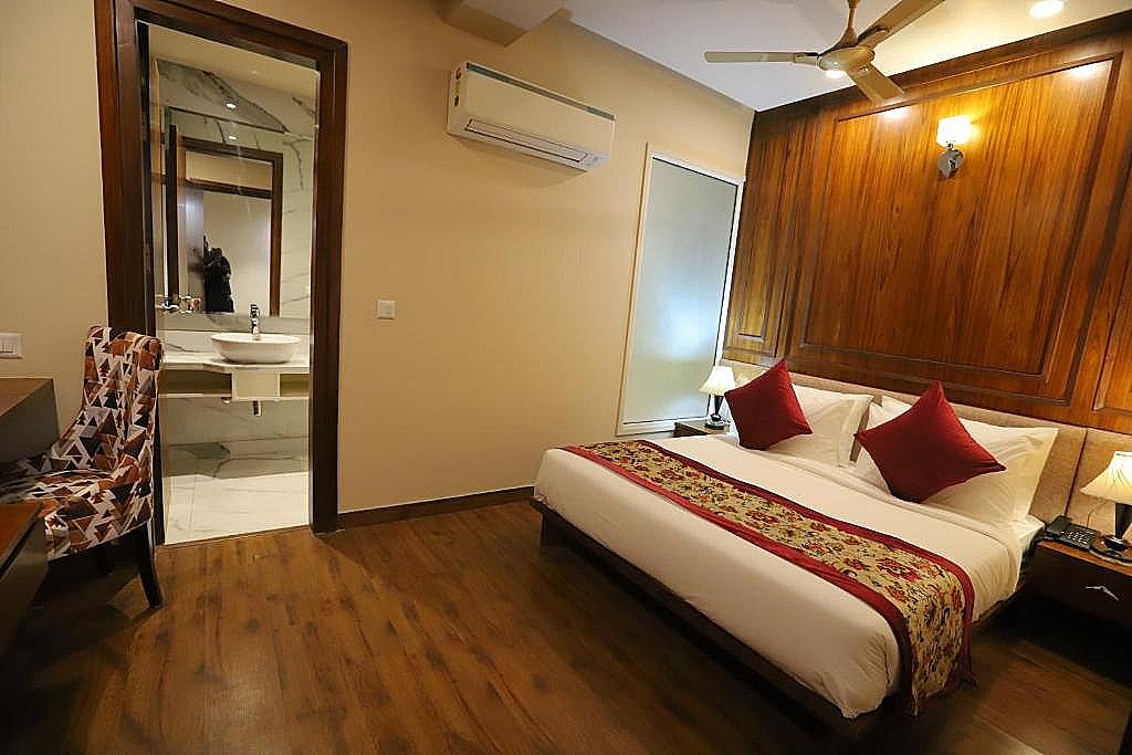 IP Royal- A Luxury Hotel Laxmi Nagar Deluxe Room 73