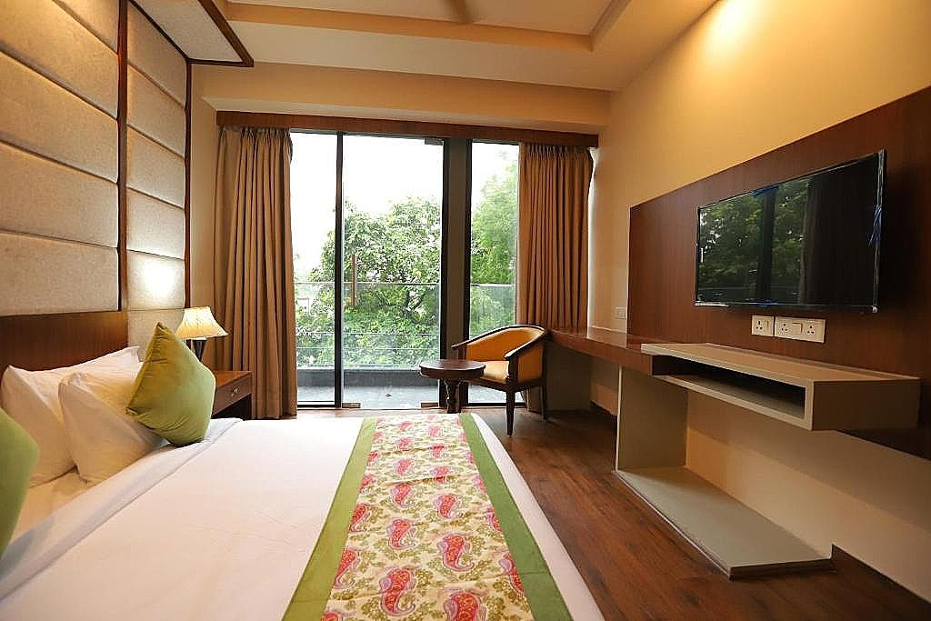 King Room with Balcony