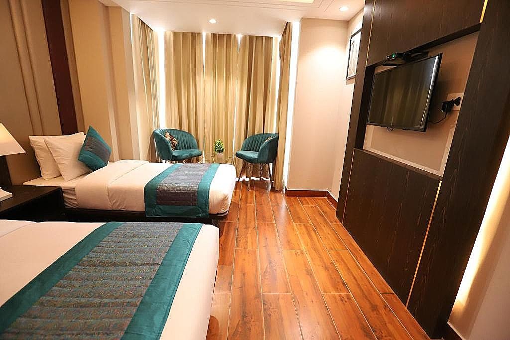 Hotel Azulo Inn Twin Bed Room 3