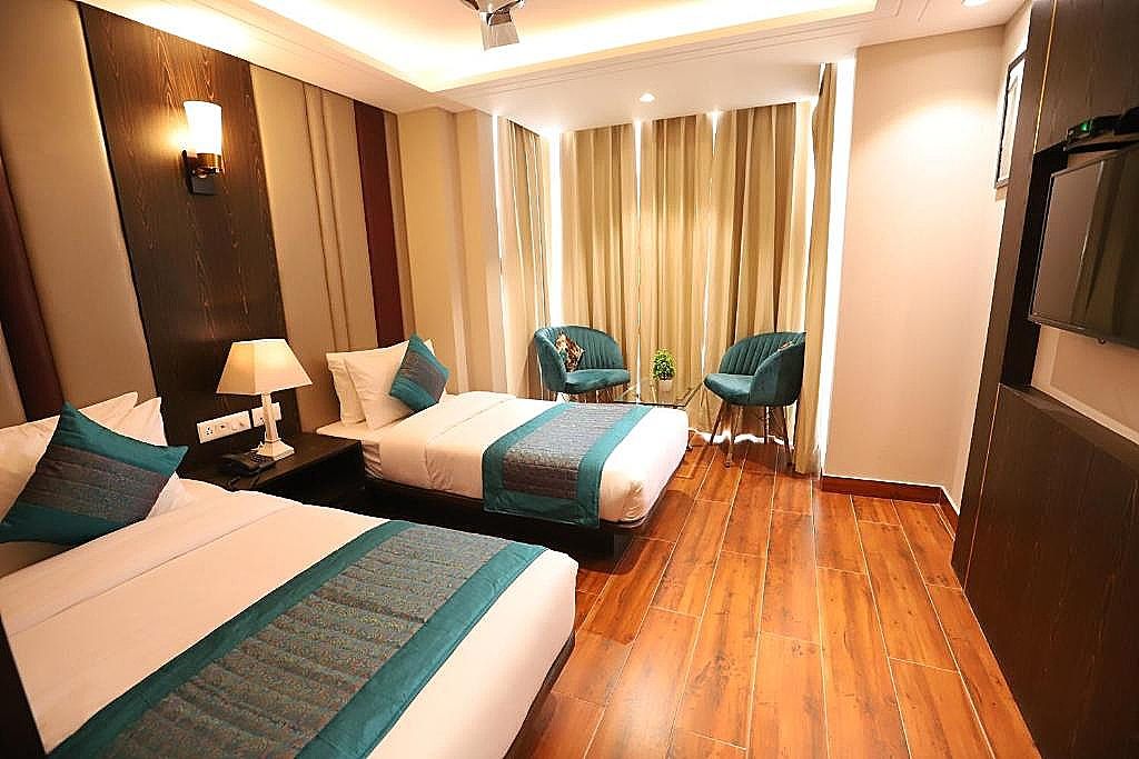 undefined Hotel Azulo Inn 3