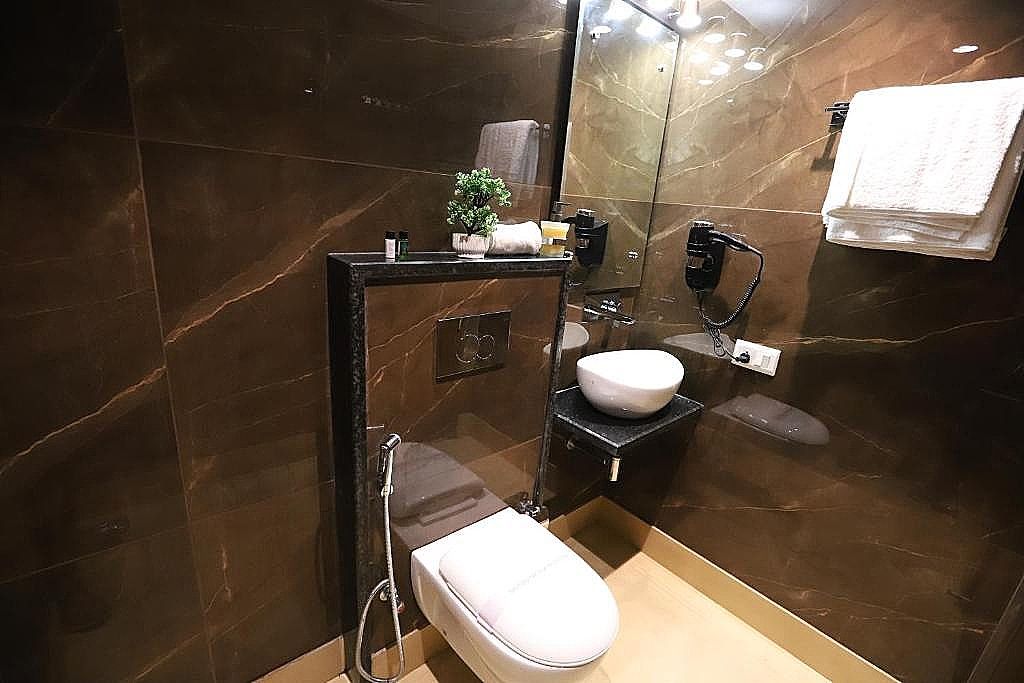 Hotel Azulo Inn Twin Bed Room 6