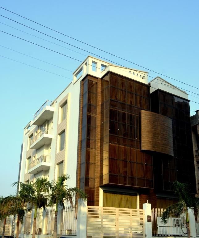 Main Image