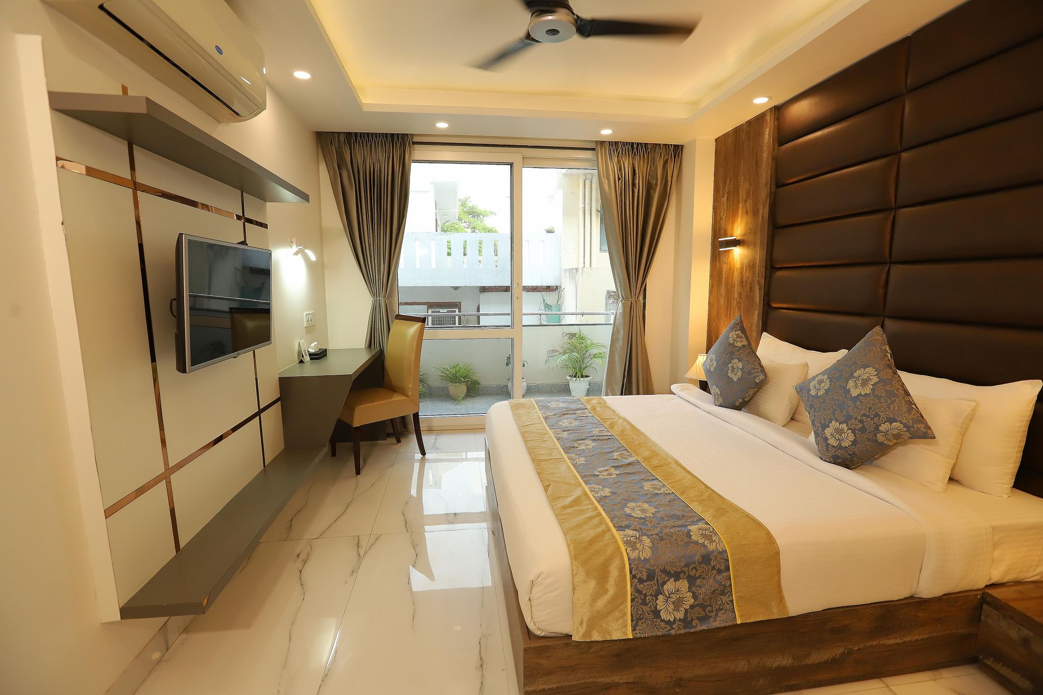 undefined Hotel Keshav Residency - Medicity Gurugram, Near Medanta Hospital 4