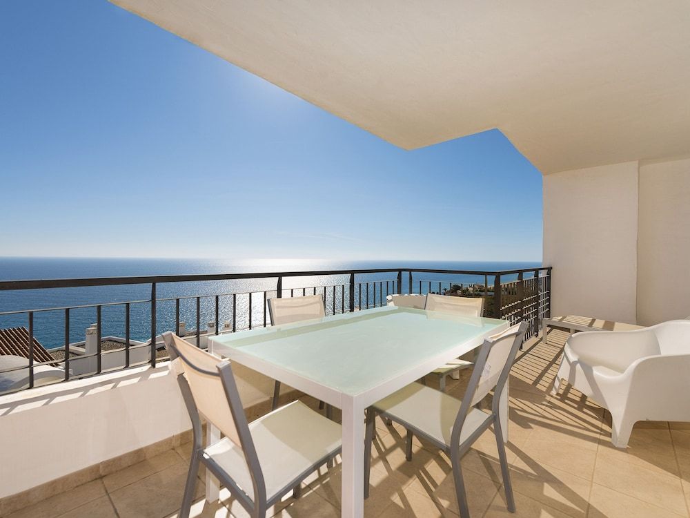 Olée Nerja Holiday Rentals By Fuerte Group Luxury Apartment, 2 Bedrooms, Terrace, Sea View 3