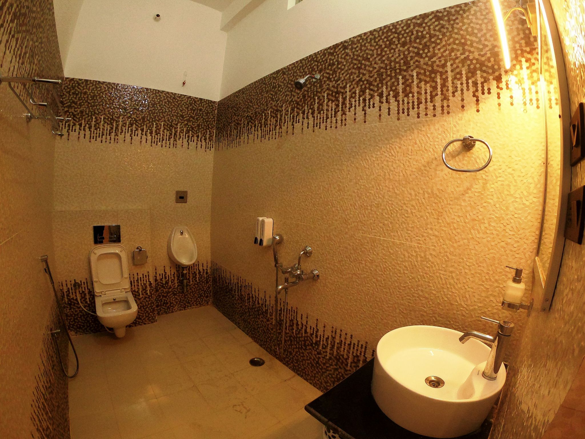 Hotel Buddha Park Budget Double Room 8