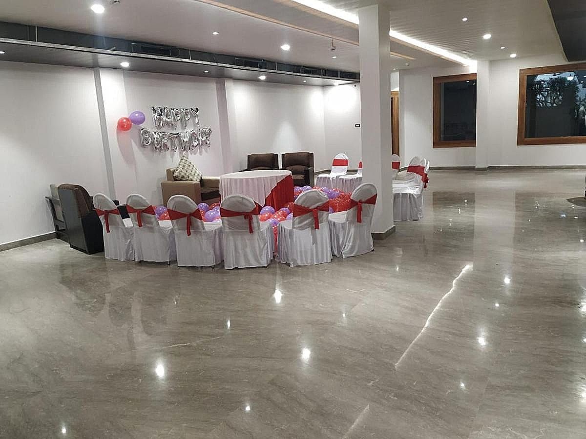 undefined Hotel Global Gold Inn 7