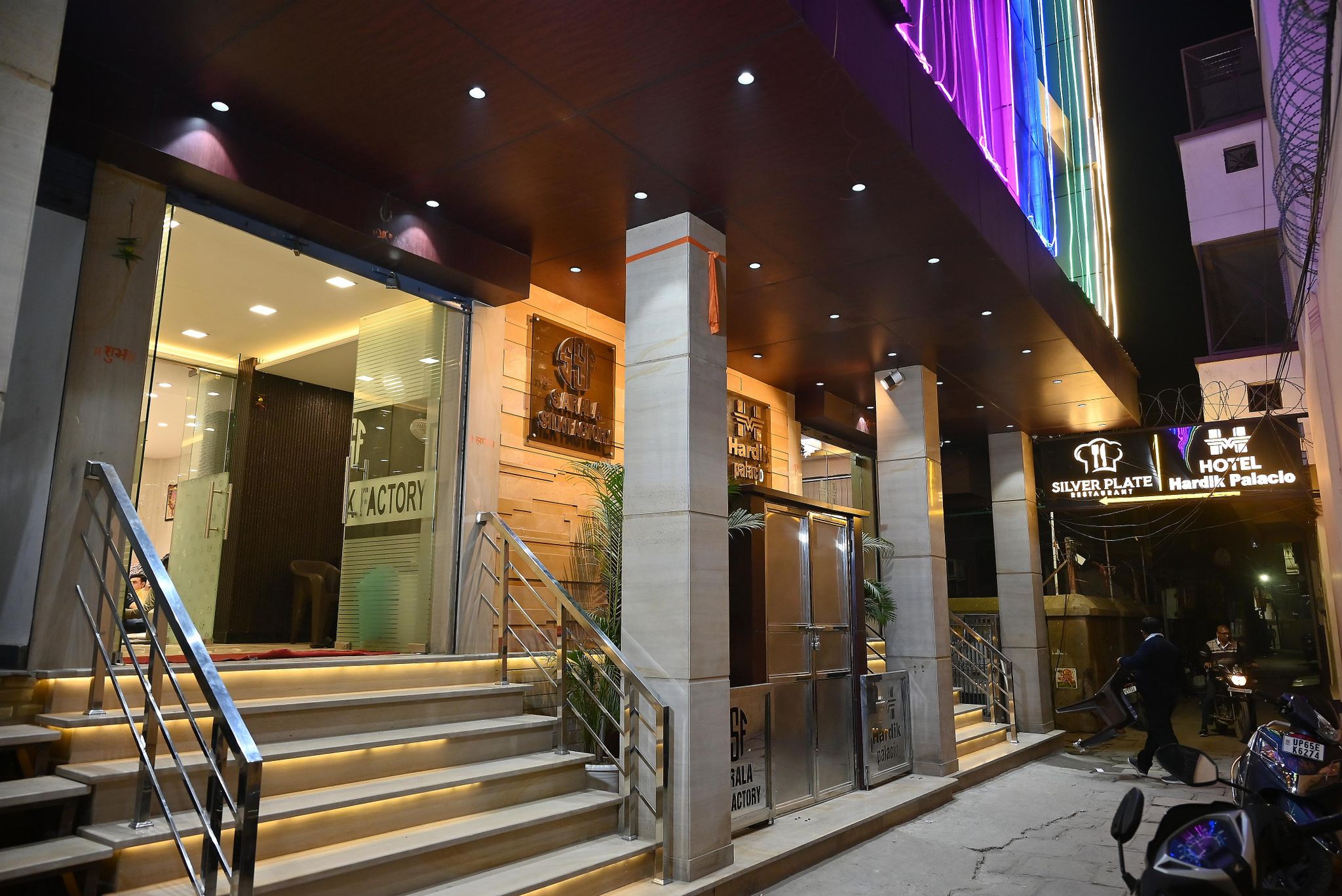 undefined Hotel Hardik Palacio 7