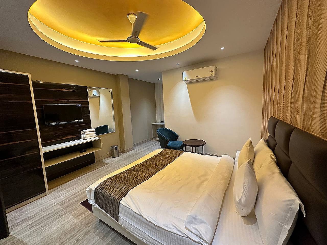 Executive Twin Non-Smoking