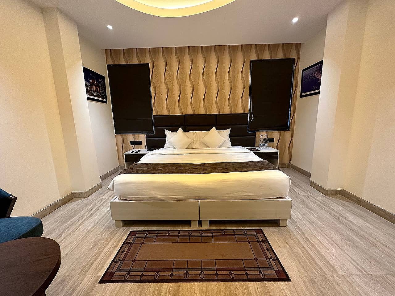 Executive Twin Non-Smoking