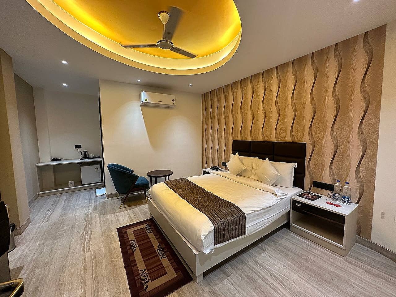 Executive Twin Non-Smoking